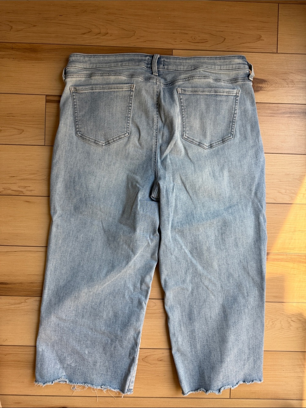 NYDJ Cut Off Capris Size 16 - Picture 5 of 5